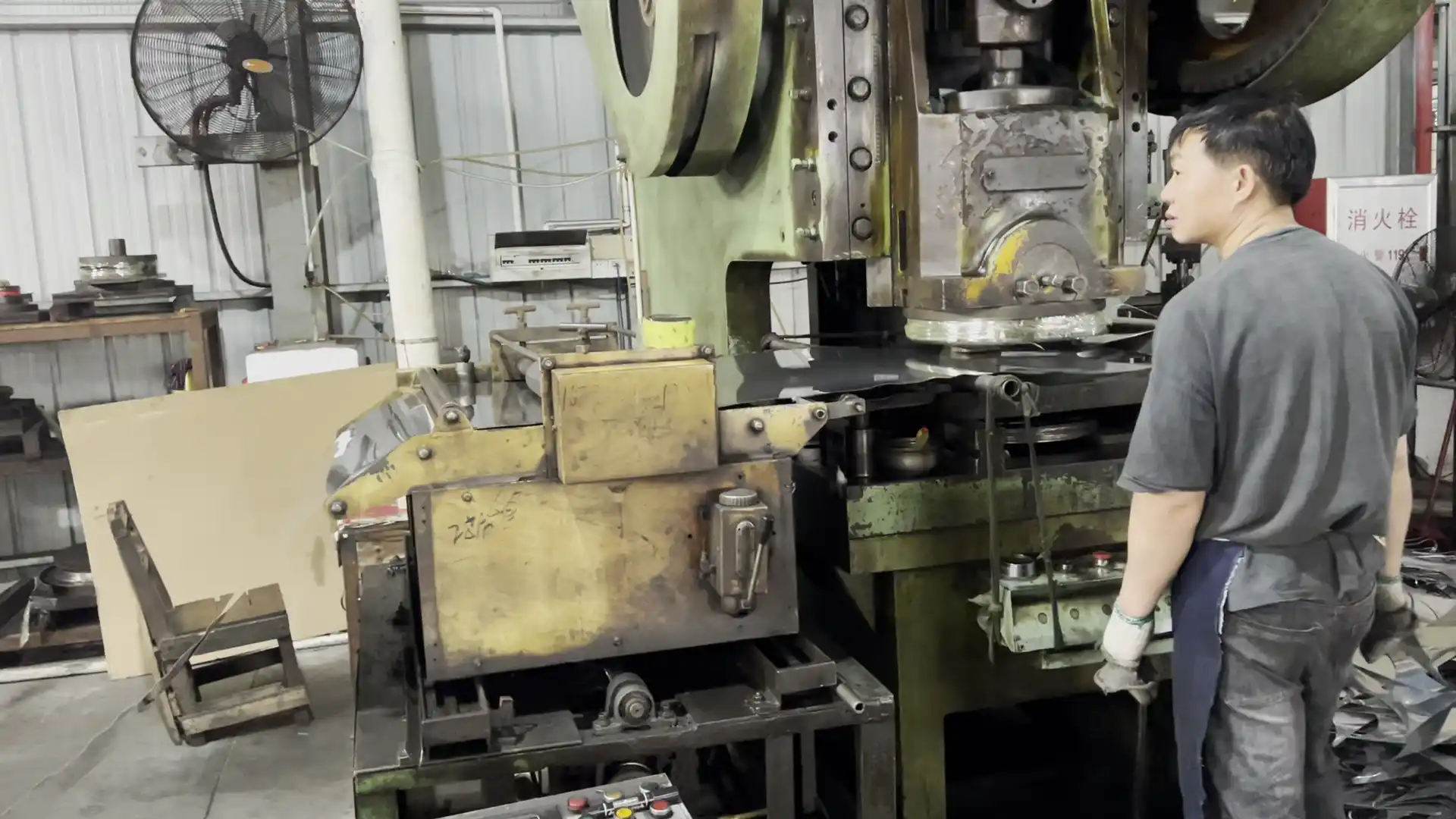 Hydraulic forming machine for stainless steel cookware factory production in China