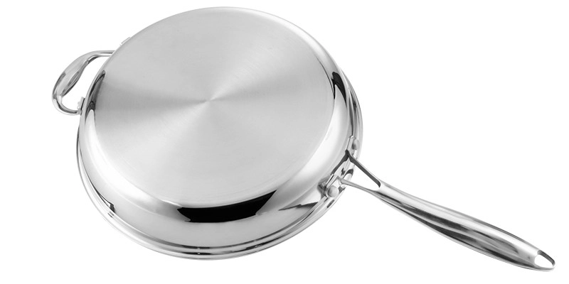 GS-01701 tri-ply stainless steel frying pan bottom view for induction base checking