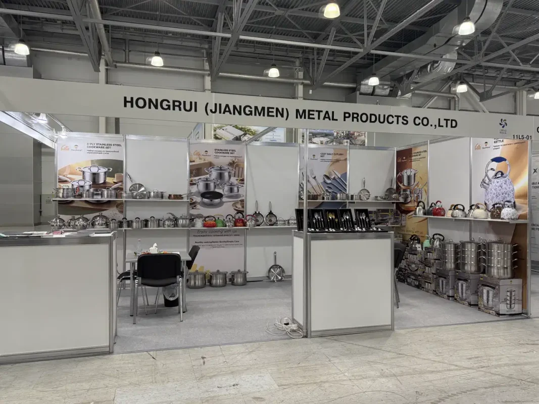 Goldensea Hongrui stainless steel cookware display at HouseHold Expo 2026 booth 11L5-01